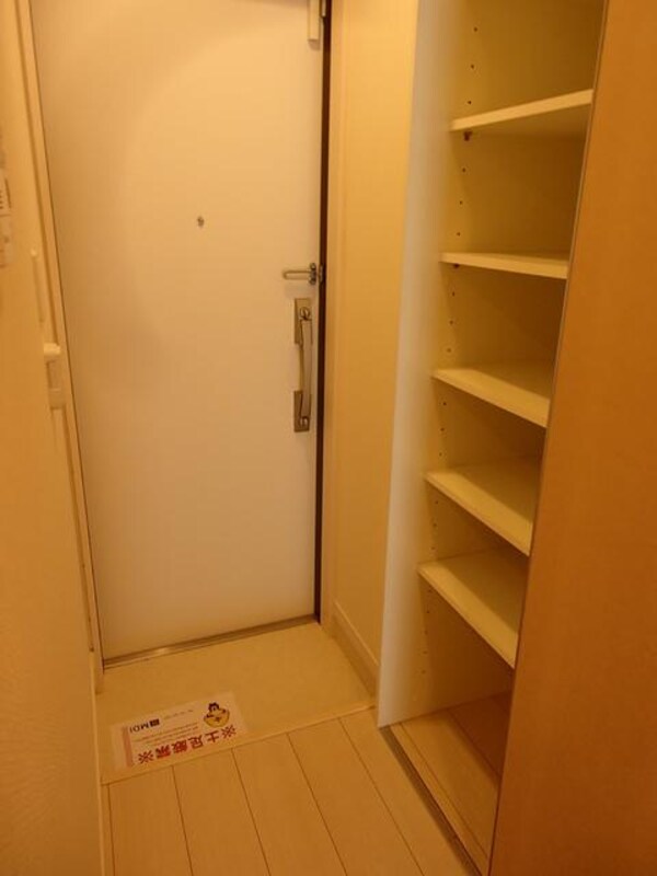 玄関(シューズＢＯＸあり)