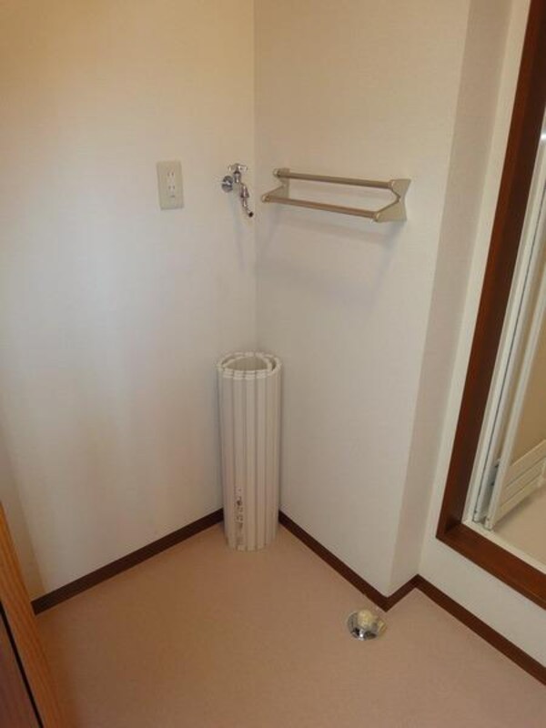 洗面(室内洗濯機置き場)