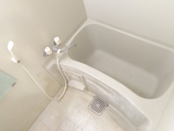 バス／シャワールーム等(浴室乾燥機付きバス)