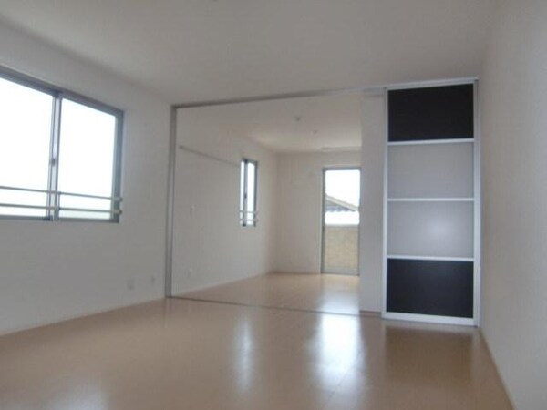 リビング・居室(開放感のあるお部屋です。)