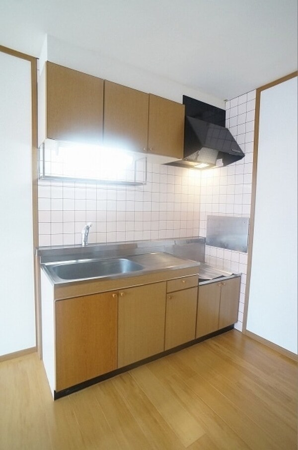 キッチン(※別号室参考写真です)