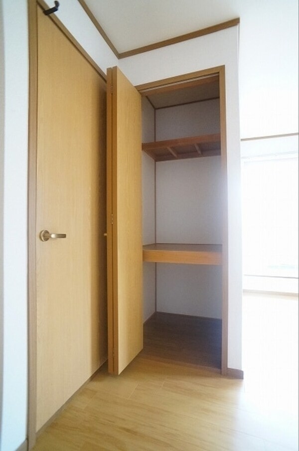 収納(※別号室参考写真です)