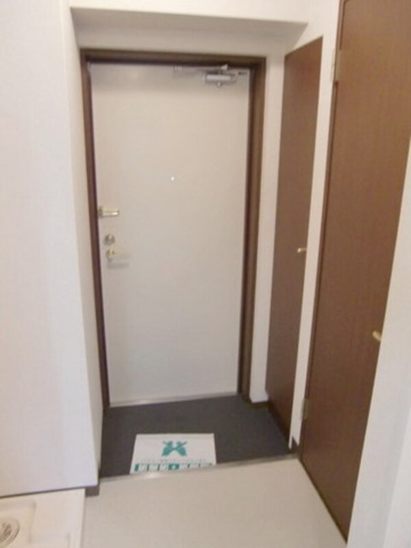 玄関(シューズBOX完備の玄関スペース。)