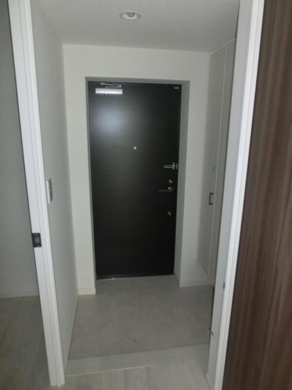 玄関(シューズボックス完備です)