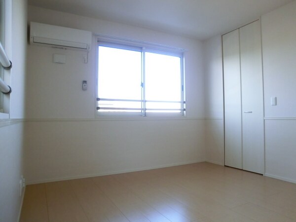 寝室(お問合せはタウンハウジングまで！※現地待合わせ相談可能)