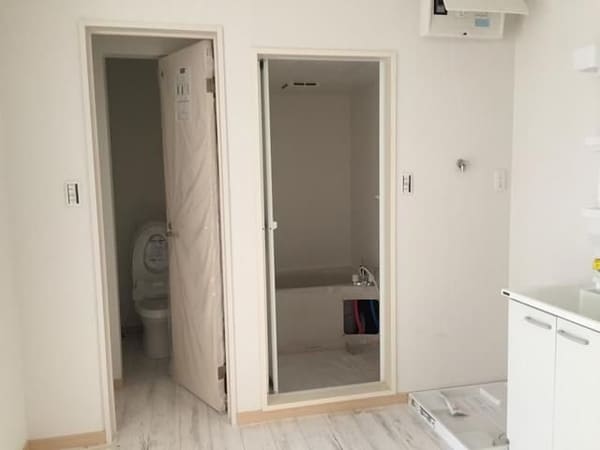 バス／シャワールーム等