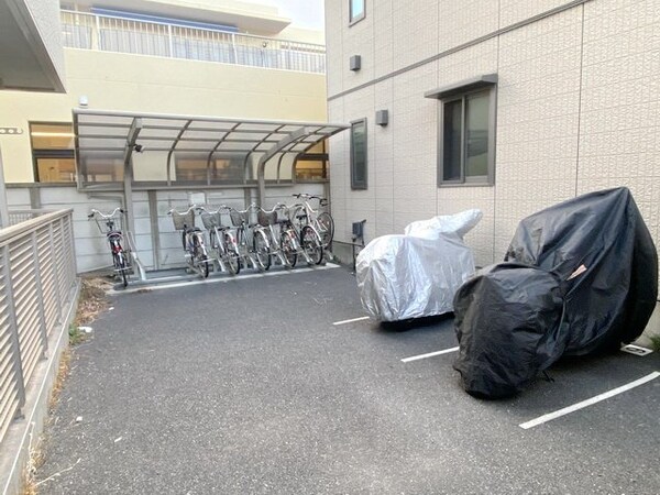 駐車場(駐車場)