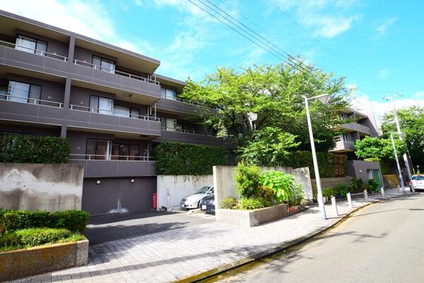 外観(★★閑静な住宅街に立地★★)