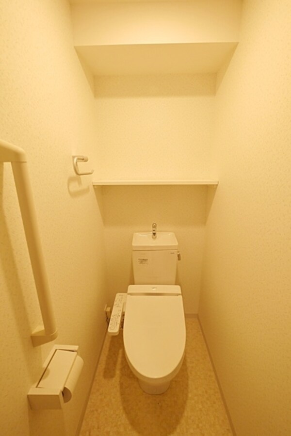 トイレ(★別部屋の写真です★)