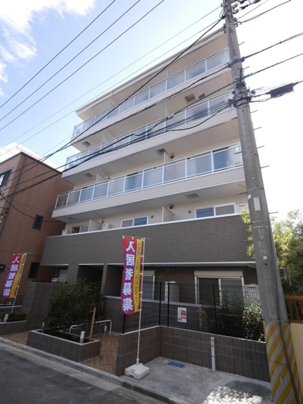 外観(駅徒歩2分！)
