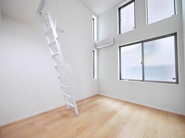 リビング・居室(別部屋参考写真)
