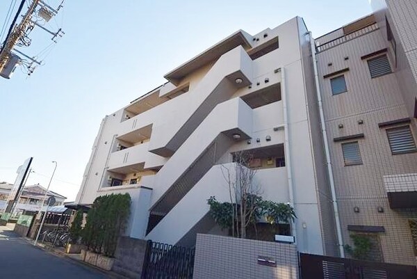 外観(★駅近！通勤通学にも便利！★)
