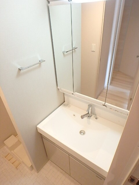 物件内観写真8　(★独立洗面台★)