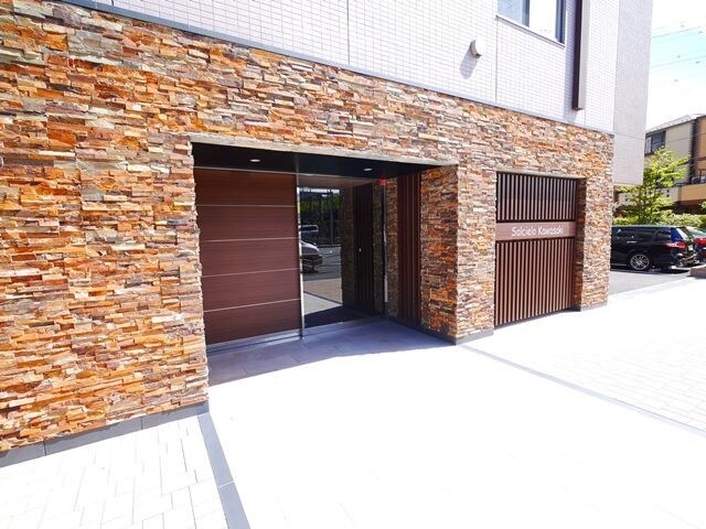 物件内観写真25　(★分譲マンションのようなエントランス！)