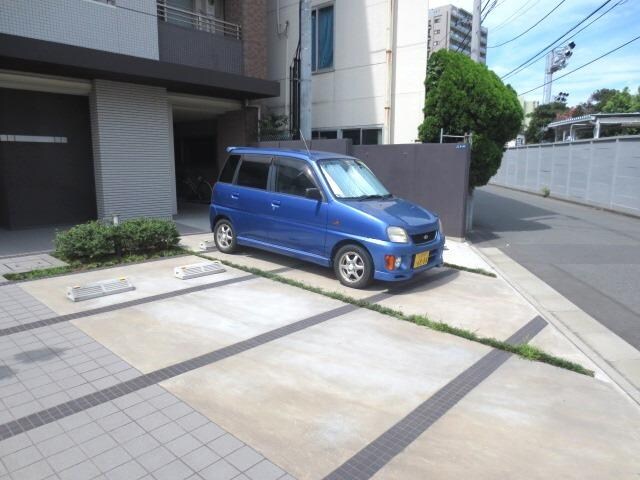 物件内観写真14　(★敷地内駐車場！★)