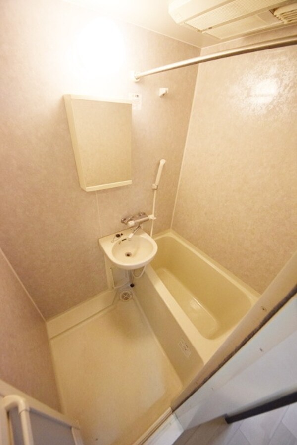 バス／シャワールーム等