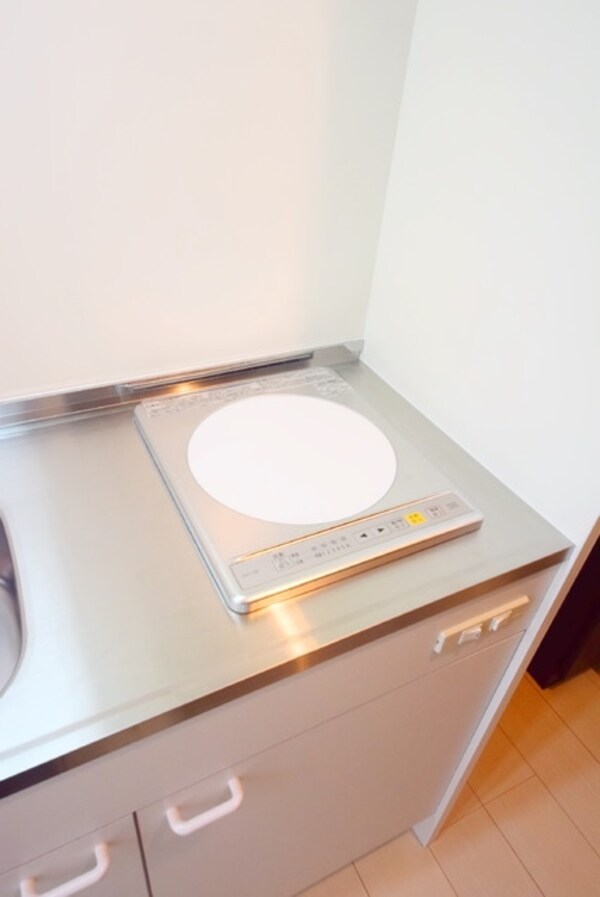 キッチン(★★お掃除簡単、ＩＨシステムキッチン★★)