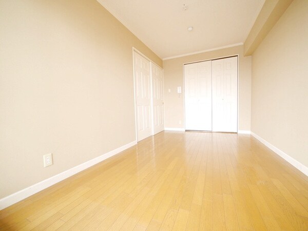 その他室内・内装(★洋室約６．１帖！★)