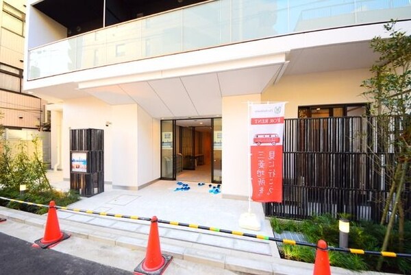 エントランス(★★高級感のあるエントランス★★)