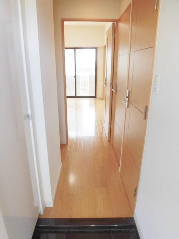 玄関(★★玄関入ると★★)