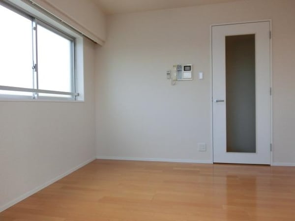 その他室内・内装(2面採光の明るいお部屋)