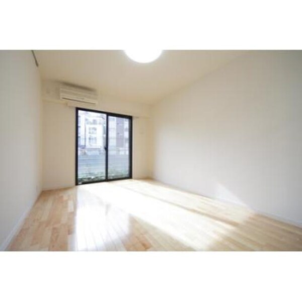 リビング・居室(※写真は同タイプ住戸です。)