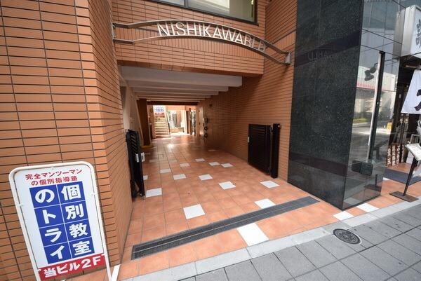 エントランス(エントランス)