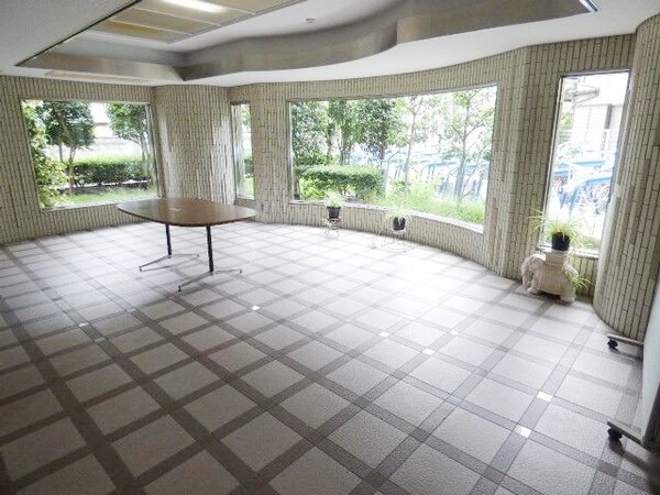 その他(エントランスホール)