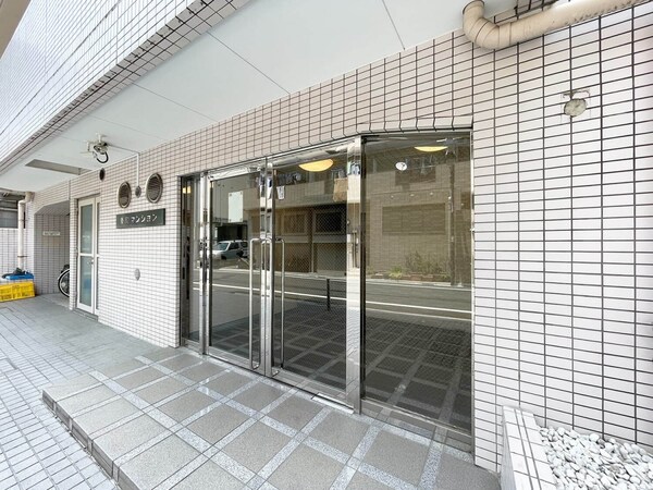エントランス(エントランス)
