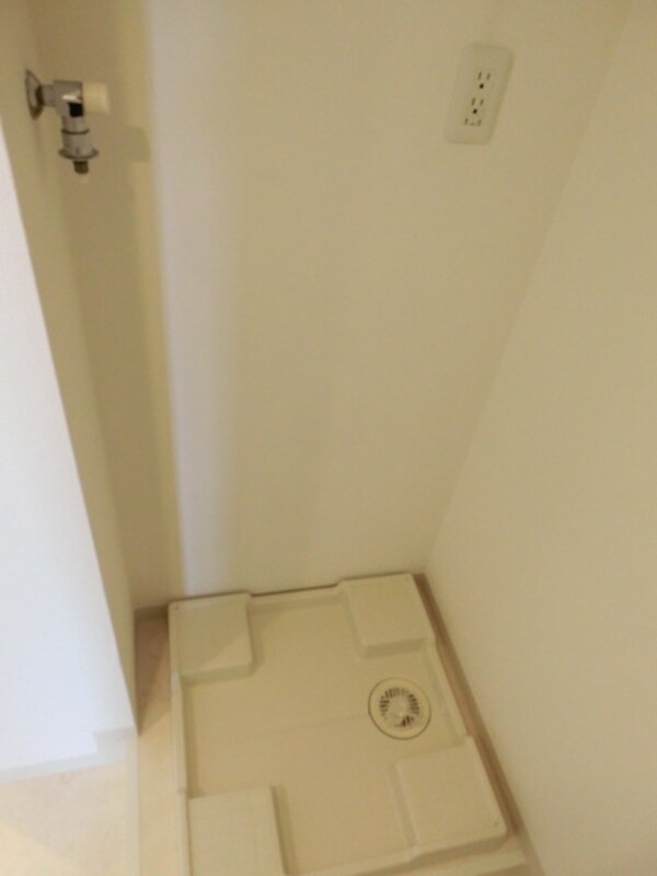 その他(室内洗濯機置場)