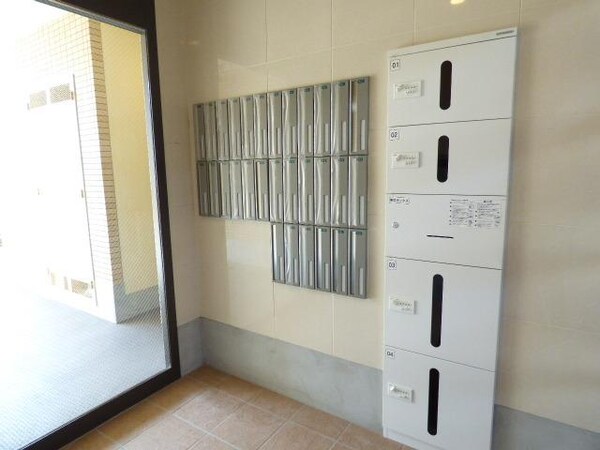 共有部分(宅配ボックス、メールボックス)