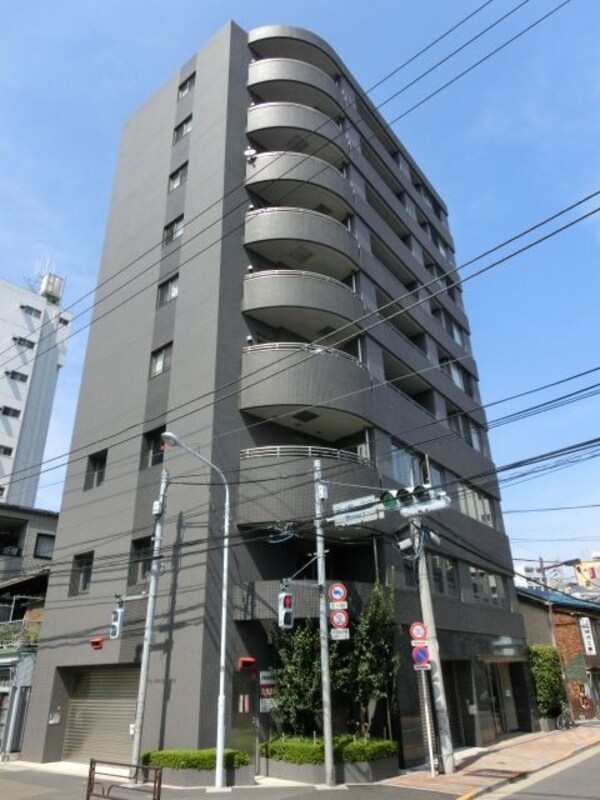 外観(頑丈な鉄筋コンクリート造)