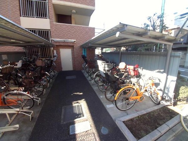 その他(駐輪場)