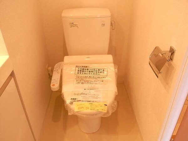 トイレ(ウォシュレット付)