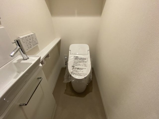 物件内観写真6　(トイレ)