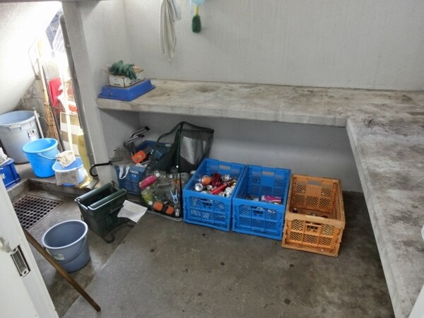共有部分(室内ゴミ置き場)