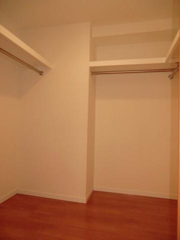 収納(たっぷりウォークインＣＬ)