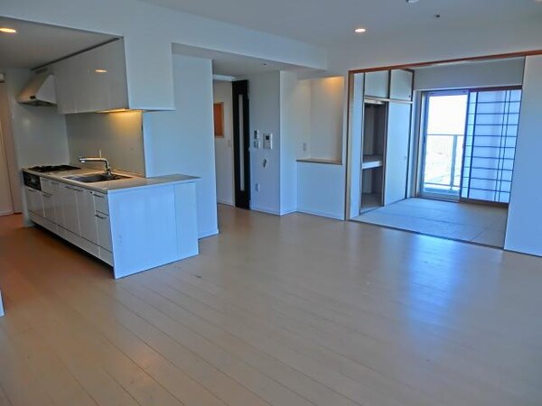 リビング・居室(床暖房・大型ＬＤＫ18.7帖)