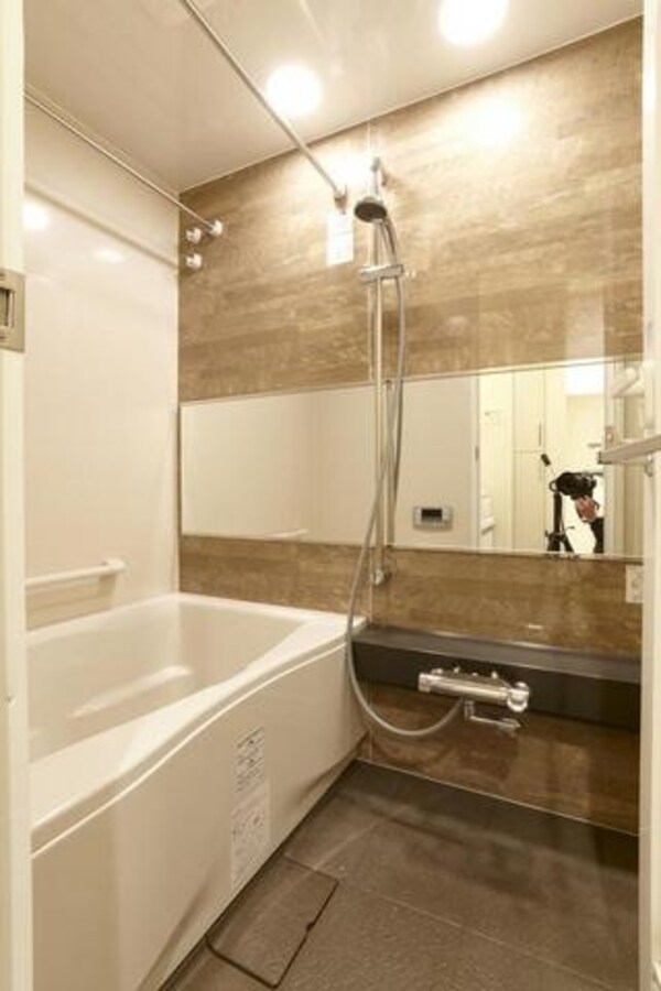 バス／シャワールーム等(バスルーム)