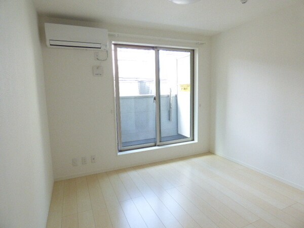 その他室内・内装(７帖洋室　エアコン完備)