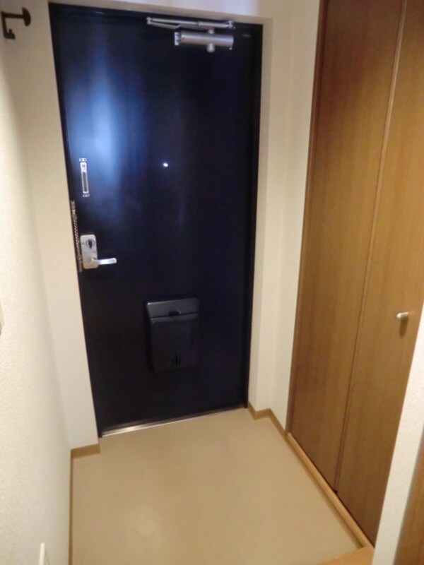 玄関(下駄箱付の玄関)