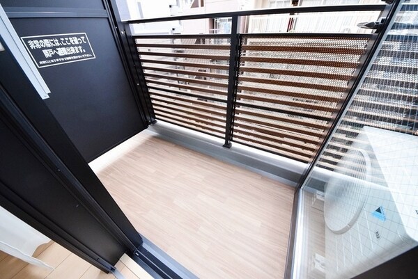 バルコニー(お問合せは(株)タウンハウジング赤坂店へ【03-5563-…)