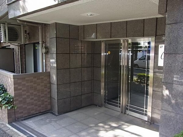 エントランス(エントランス)