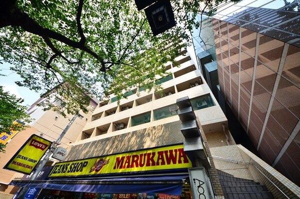 外観(人気の分譲マンションです)