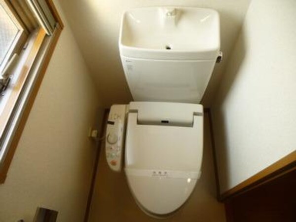 トイレ(洗浄便座付お手洗い)