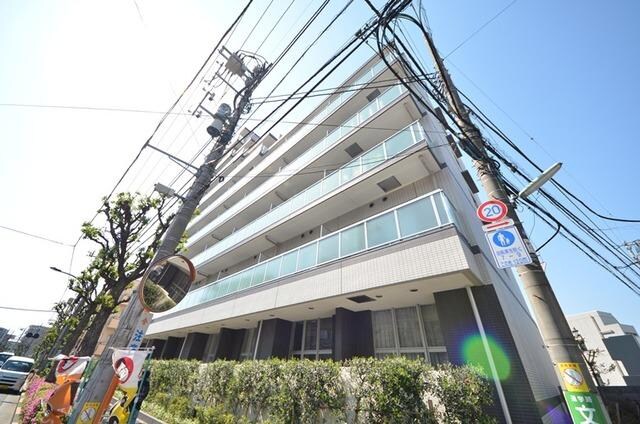 物件外観写真1　(☆鉄筋コンクリート造10階建て☆)