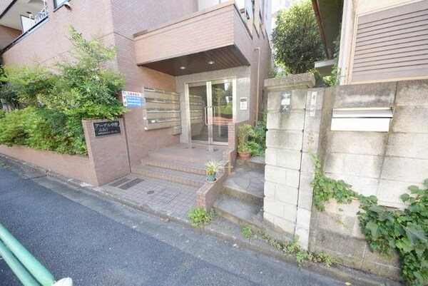 エントランス(エントランス)