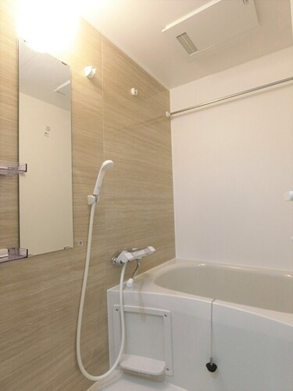 バス／シャワールーム等(浴室)