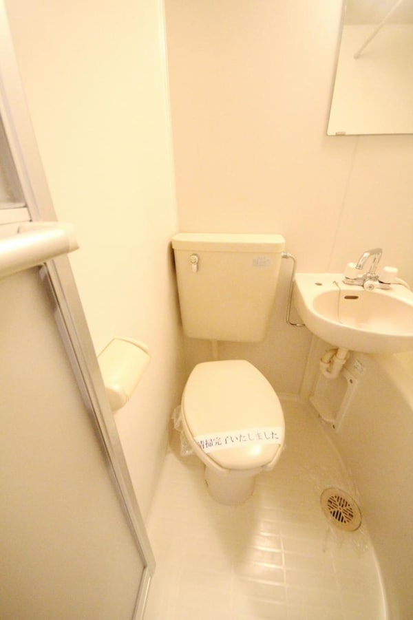 トイレ(トイレ)