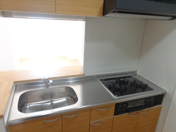 キッチン(システム３口ガスキッチン)